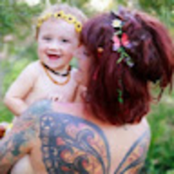 Meet your Posher, Feenyx - Picture 1 of 1